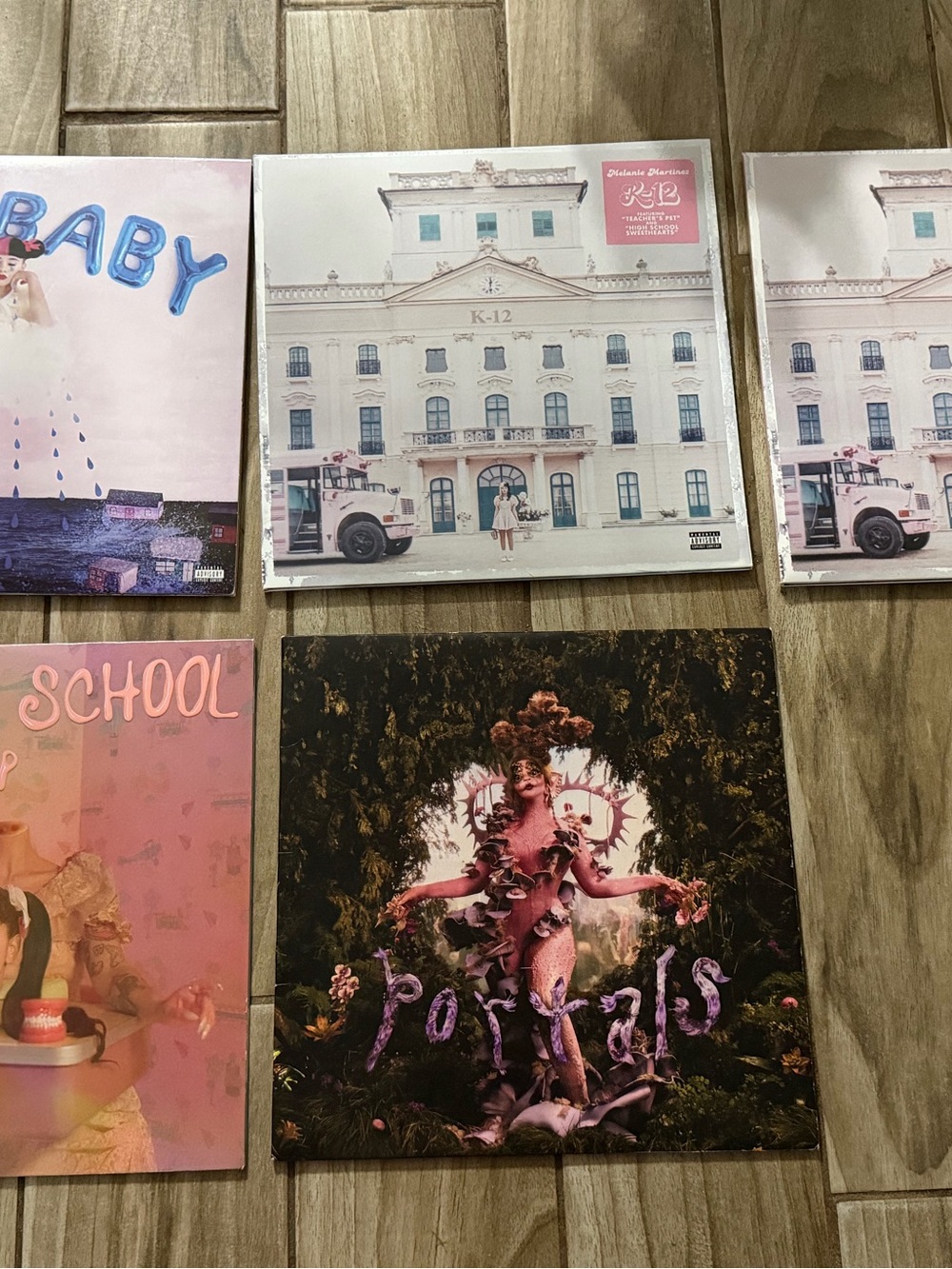 Melanie Martinez set